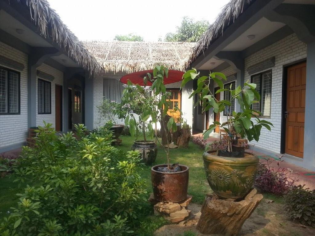 Golden Rose Guest House Old Bagan Exterior foto
